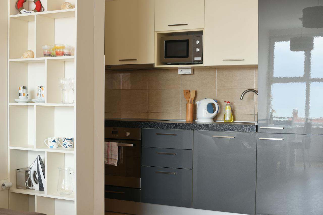 Tuna Apartments Dobra Voda Bagian luar foto